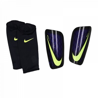 Футбольные щитки Nike Mercurial Lite 452